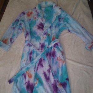 Women's tie dye bathrobe